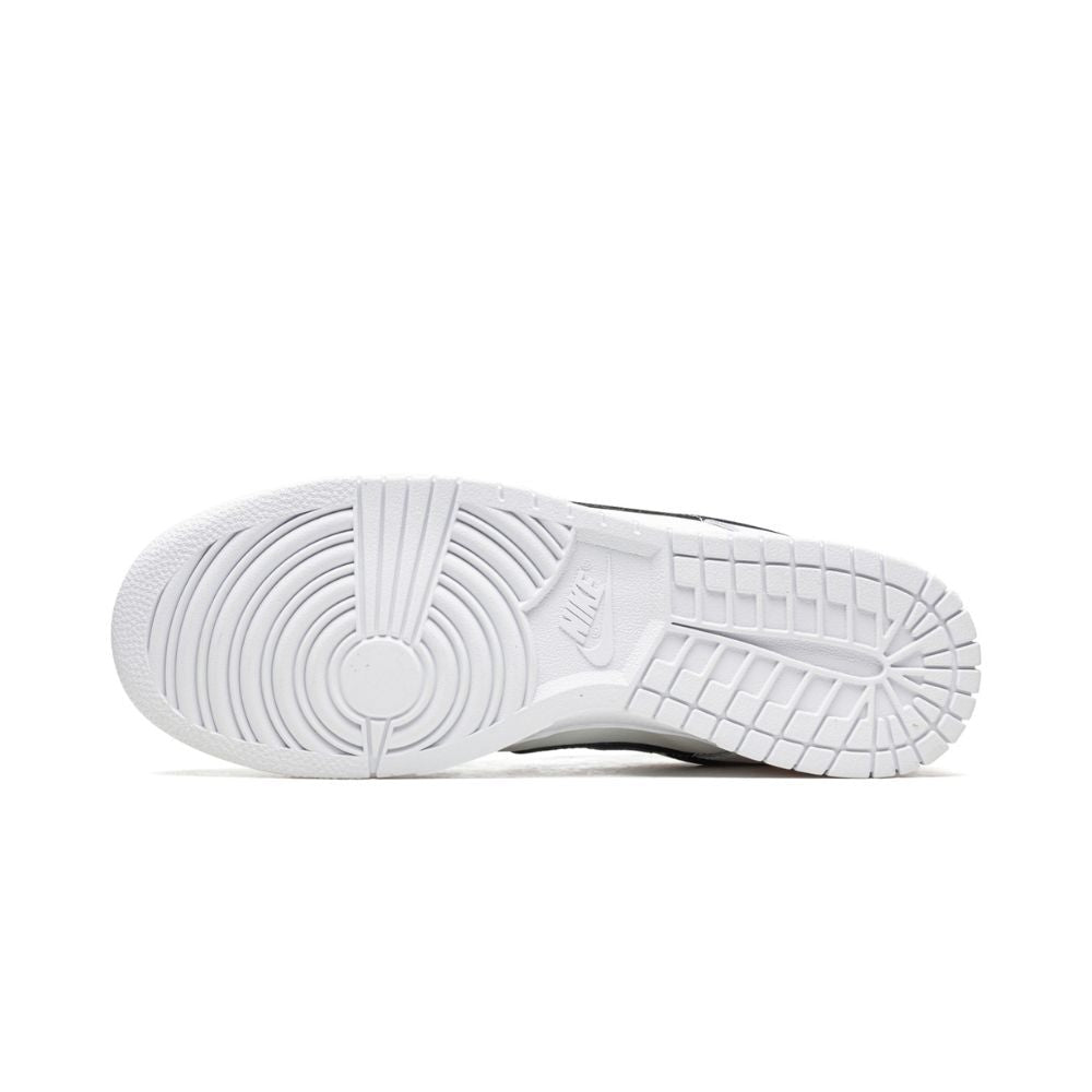 Nike Dunk High Reverse Panda