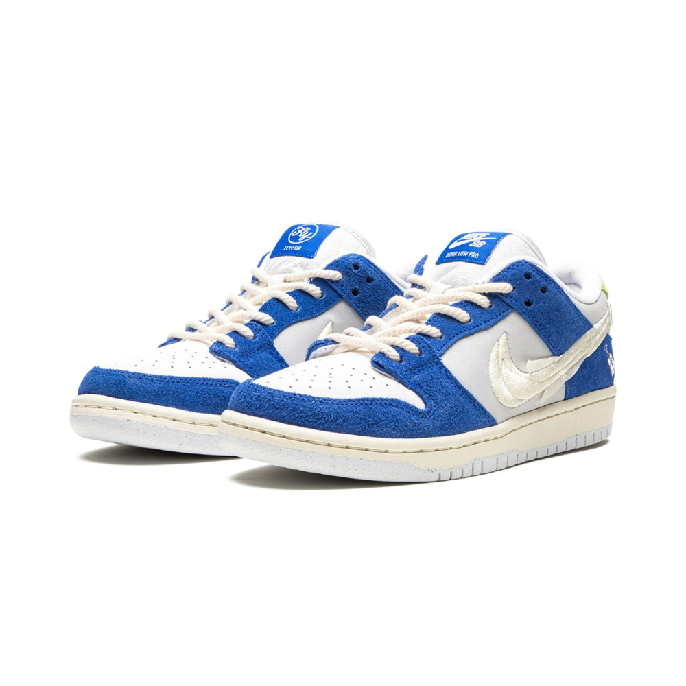 Nike SB Dunk Low "Gardenia"