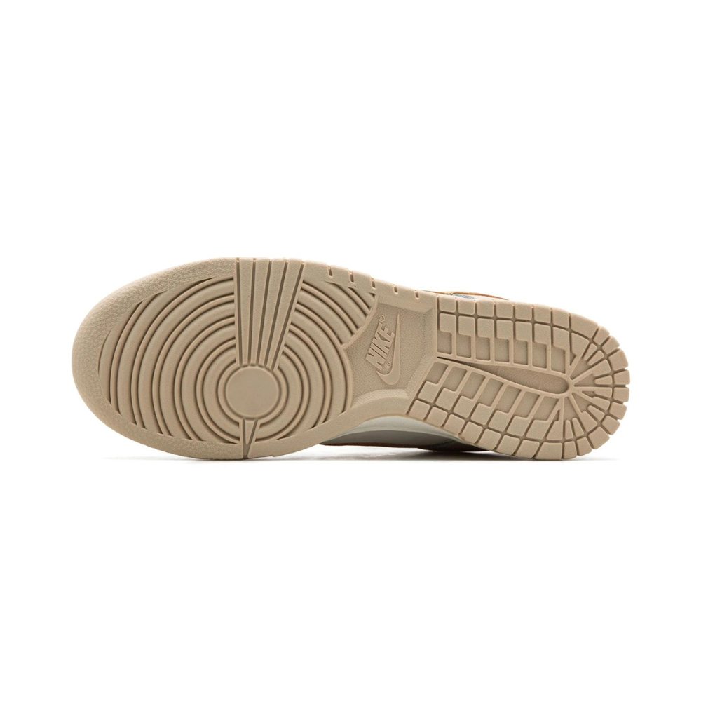 Nike Dunk Low Phantom Metallic Gold (W)