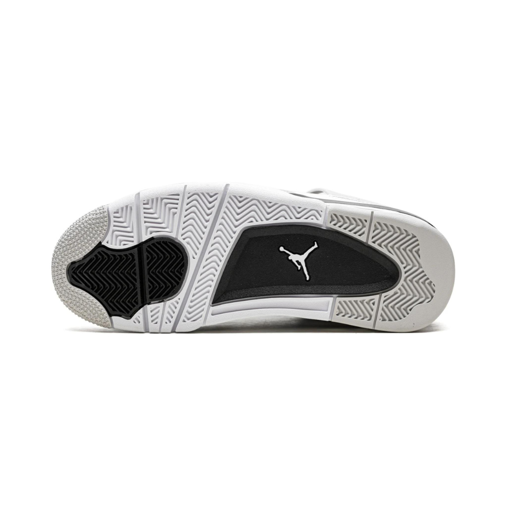 Jordan Retro 4 Military Black