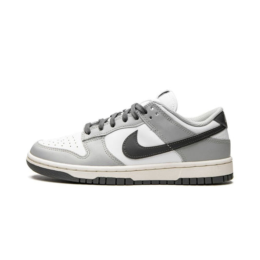 Nike Dunk Low Light Smoke (W)